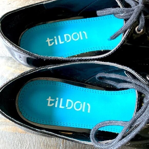 Tildon Astoria Black Shiny Laced Pointed Flats Slip Ons 6 1/2 Goth Witch Street - Picture 2 of 15